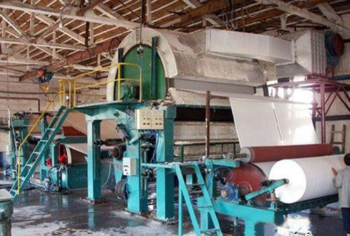 瓦楞紙造紙機生產現場
